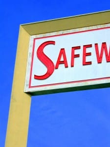 Free Priority Pet Food with This Safeway Coupon